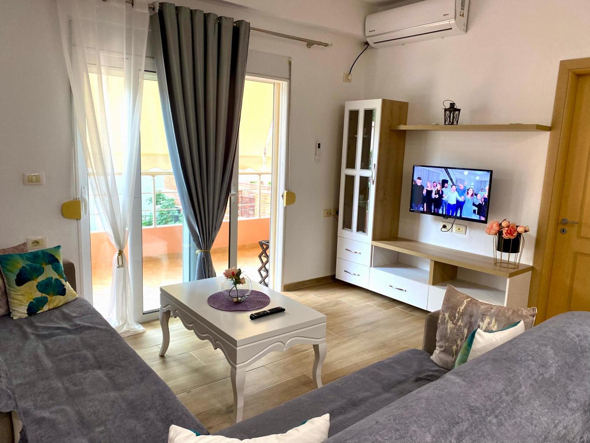 Bellas 2 * Sarandë